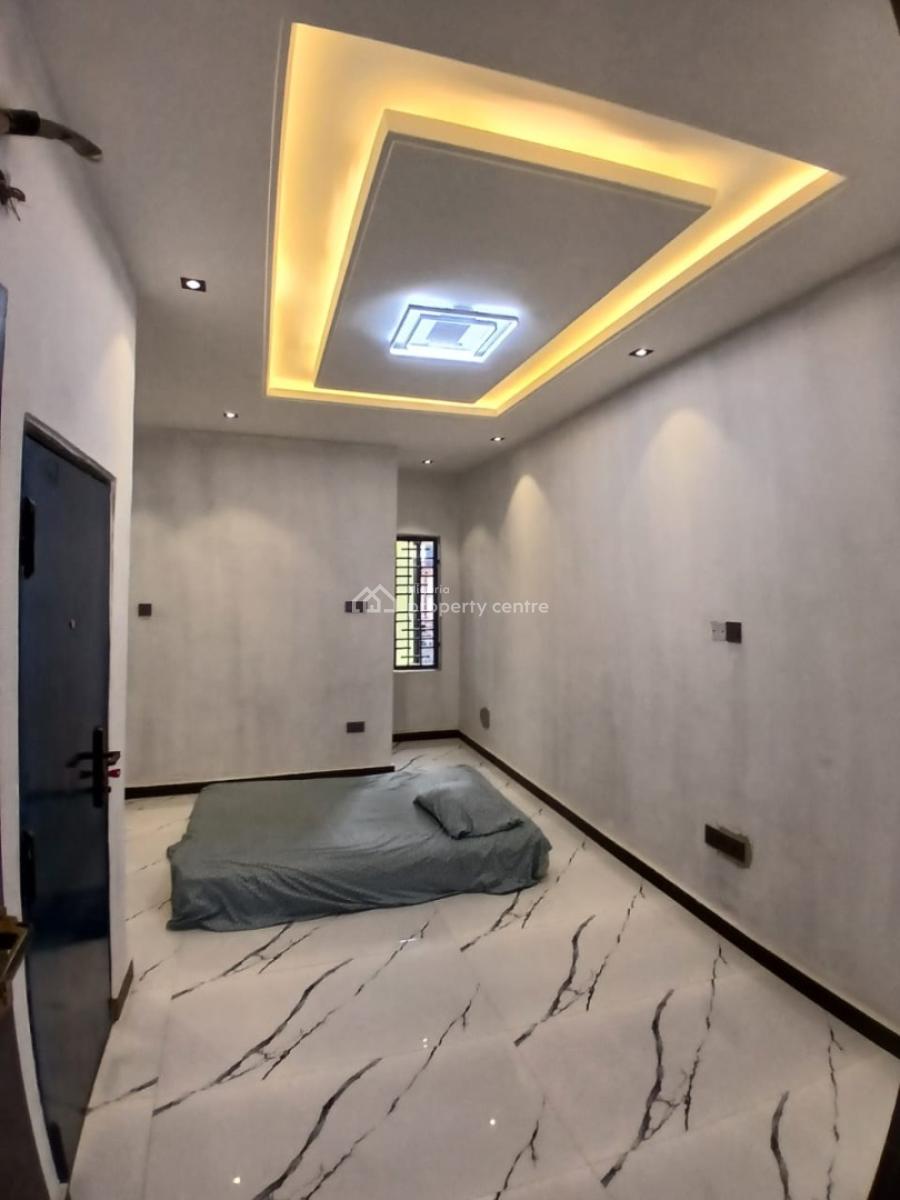 Seif Compound 3 Bedroom Duplex with Bq, Gra Phase 2, Magodo, Lagos, Semi-detached Duplex for Rent