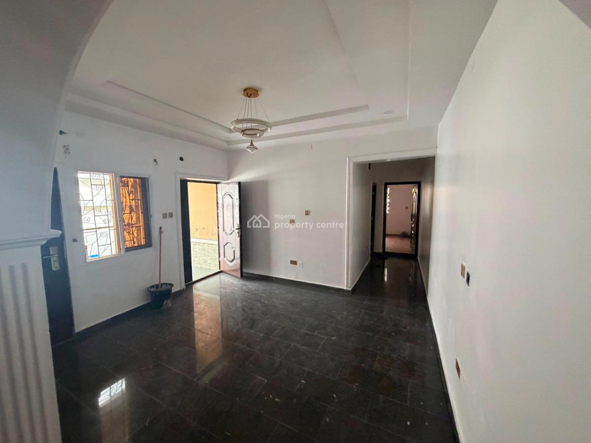 Nice and Well Maintained 2 Bedrooms Self Service Apartment, Off Admiralty Way, Lekki Phase 1, Lekki, Lagos, Flat / Apartment for Rent