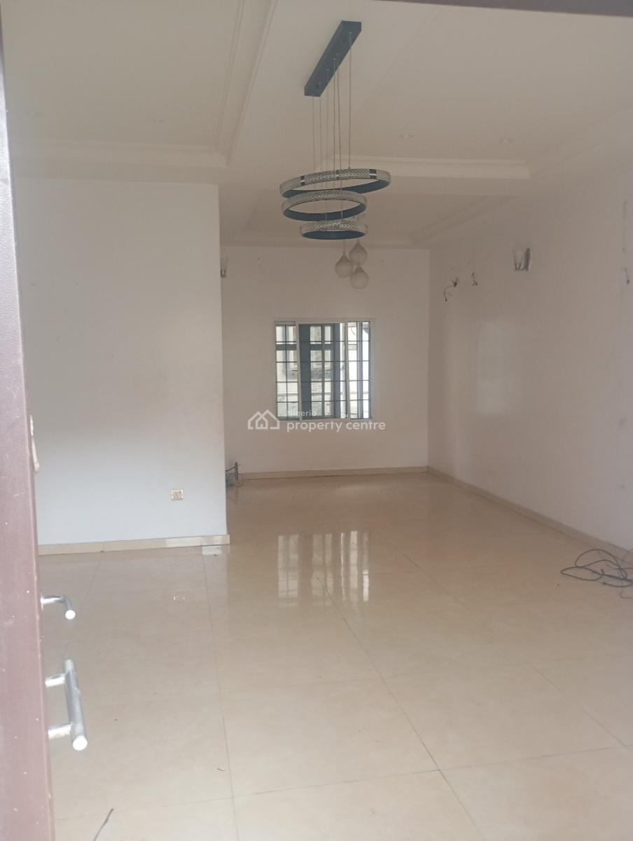 2 Bedroom Apartment, Ikota, Lekki, Lagos, Flat / Apartment for Rent
