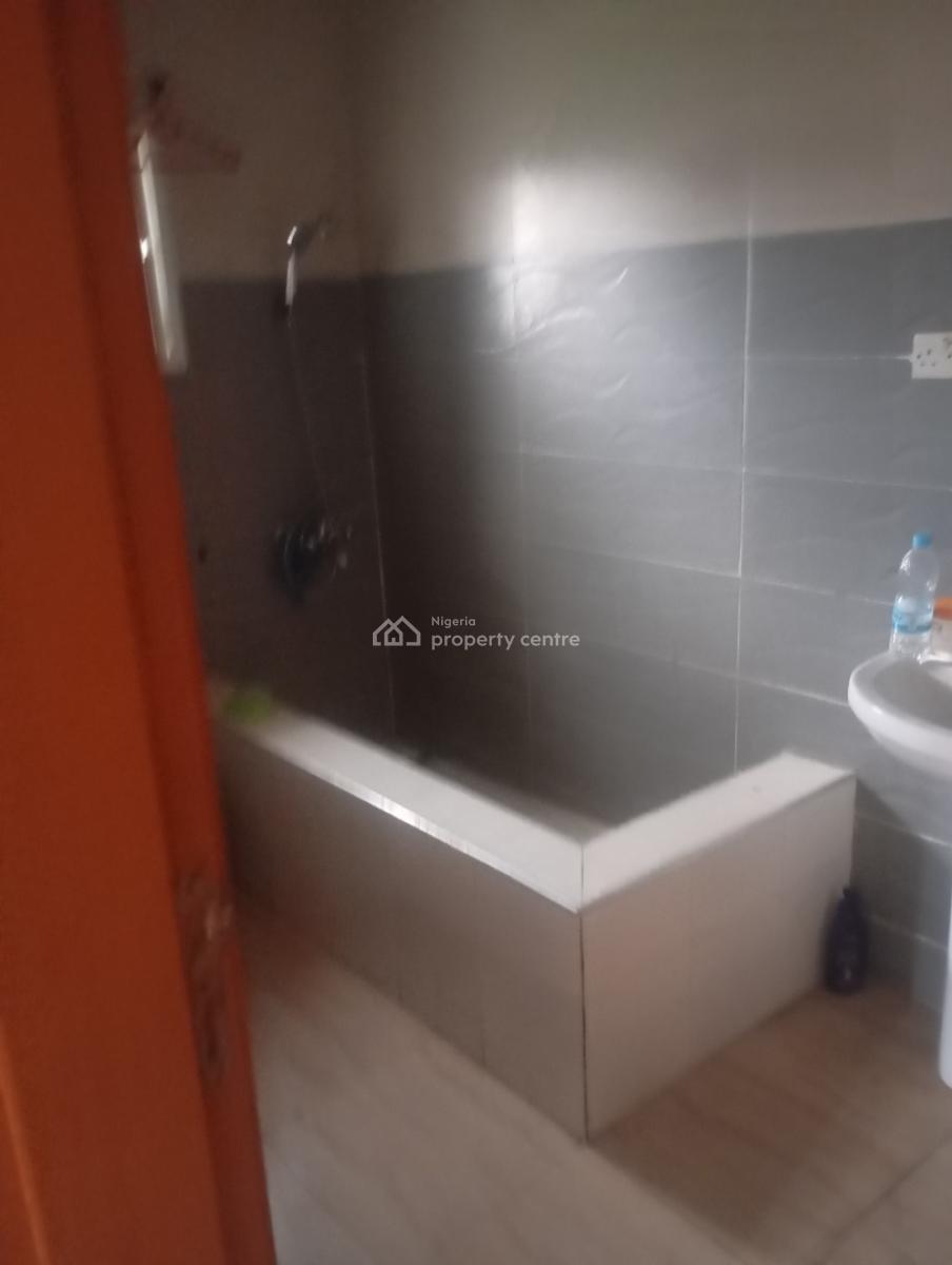 2 Bedroom Apartment, Ikota, Lekki, Lagos, Flat / Apartment for Rent