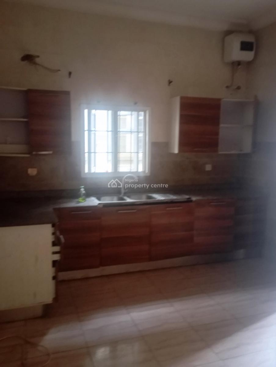 2 Bedroom Apartment, Ikota, Lekki, Lagos, Flat / Apartment for Rent
