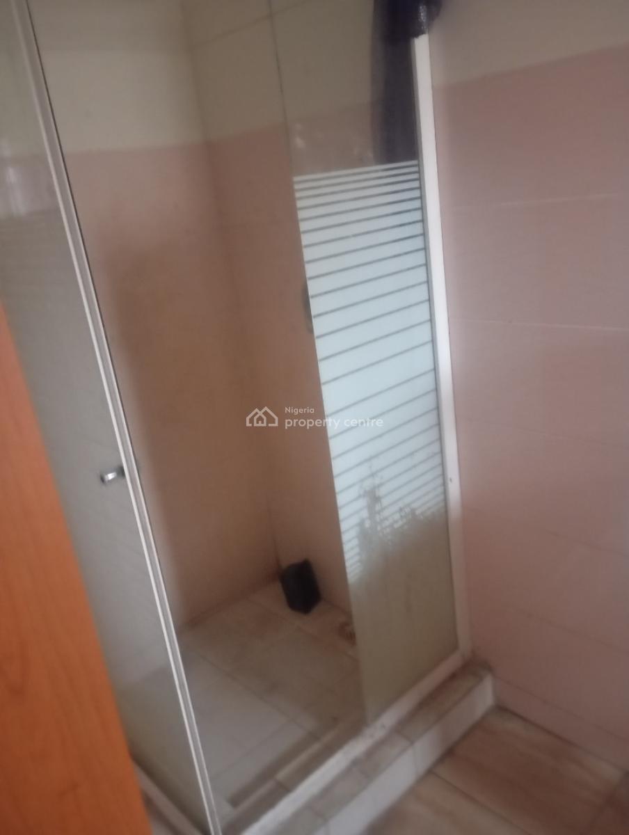 2 Bedroom Apartment, Ikota, Lekki, Lagos, Flat / Apartment for Rent