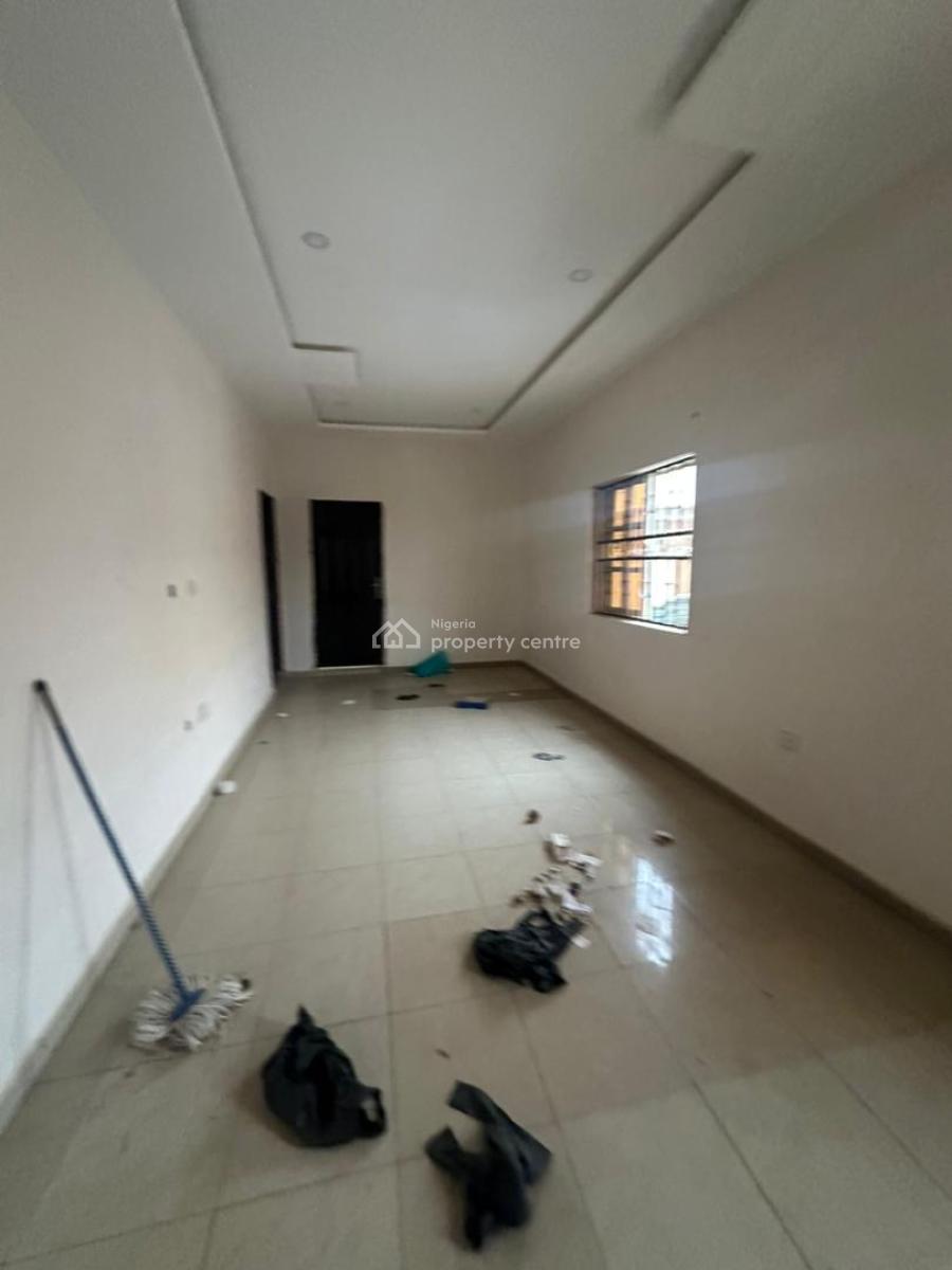 Excellent Clean 1 Bedroom Apartment, By Sahara 4, Lokogoma District, Abuja, Flat / Apartment for Rent
