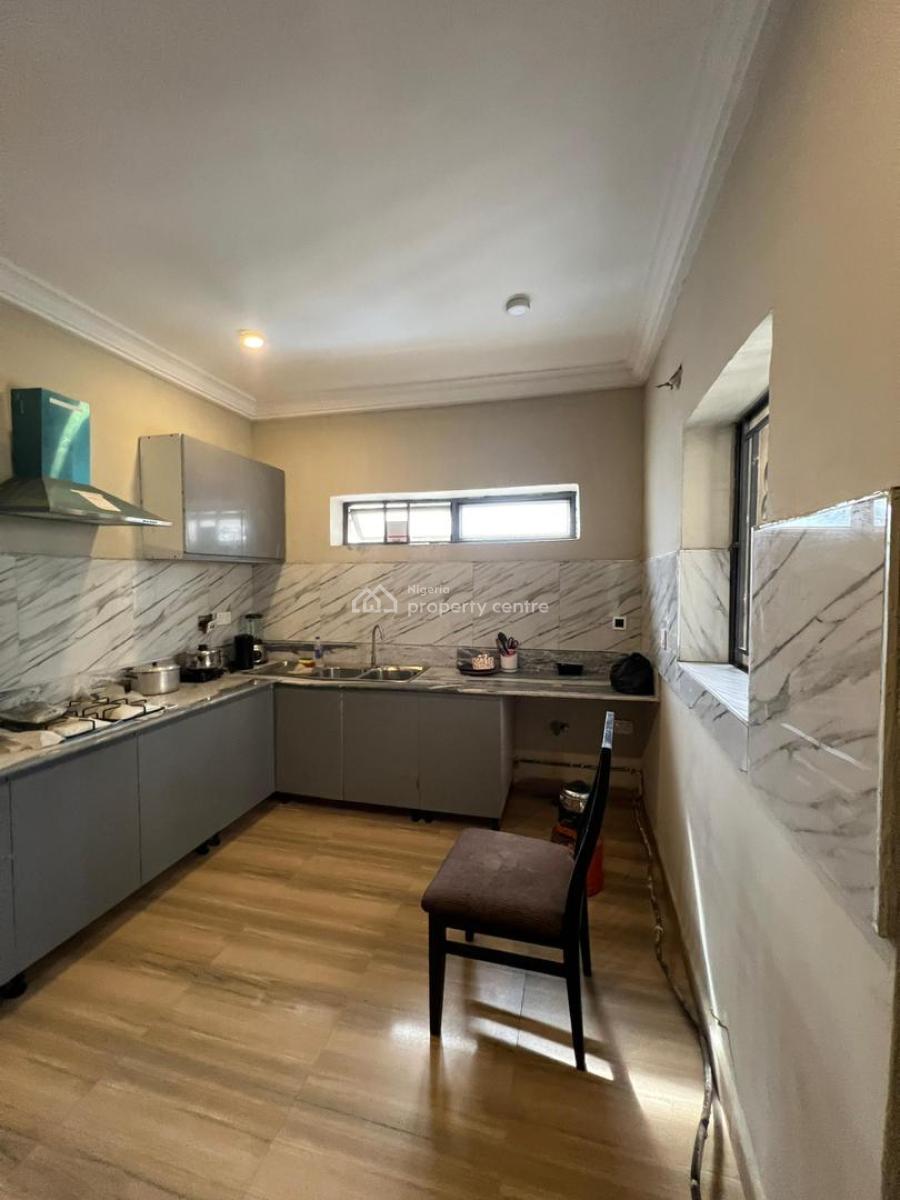 Spacious 3 Bedroom  Apartment in a Serene Environment., Ikota, Lekki, Lagos, Flat / Apartment for Sale