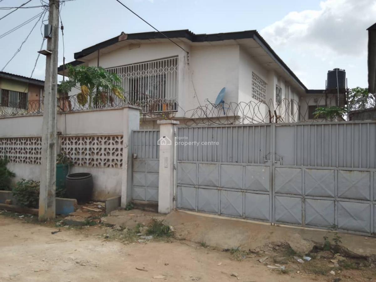 Mixed Use Property, Alimosho, Lagos, House for Sale