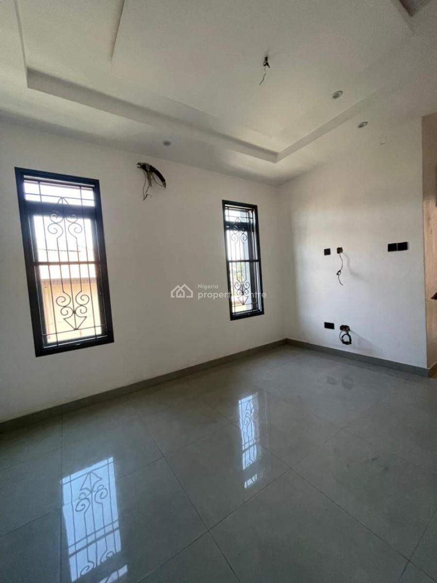 4 Bedroom Semi Detached Duplex, Gra Phase 1, Magodo, Lagos, Semi-detached Duplex for Sale