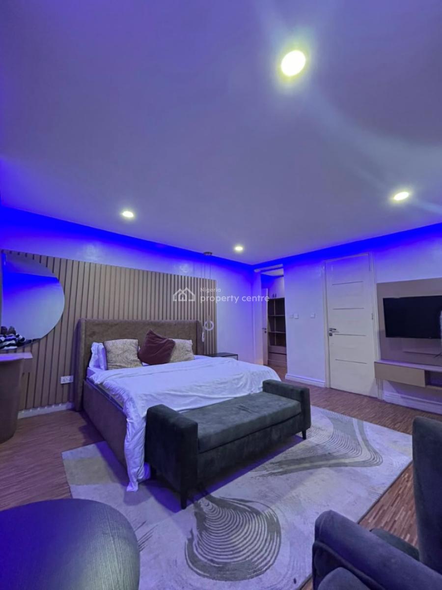 Beautiful 3 Bedroom Apartment with Bq and Swimming Pool, Victoria Island (vi), Lagos, Flat / Apartment for Rent