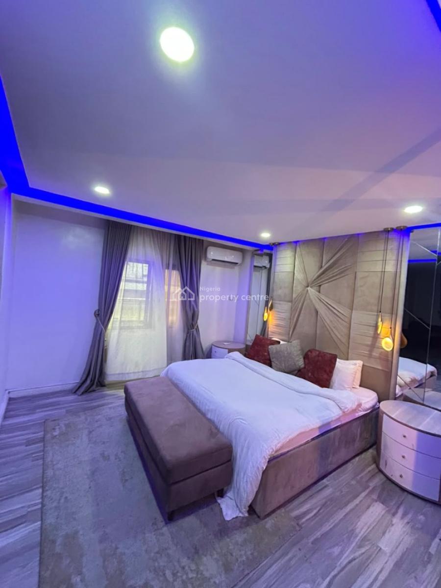 Beautiful 3 Bedroom Apartment with Bq and Swimming Pool, Victoria Island (vi), Lagos, Flat / Apartment for Rent