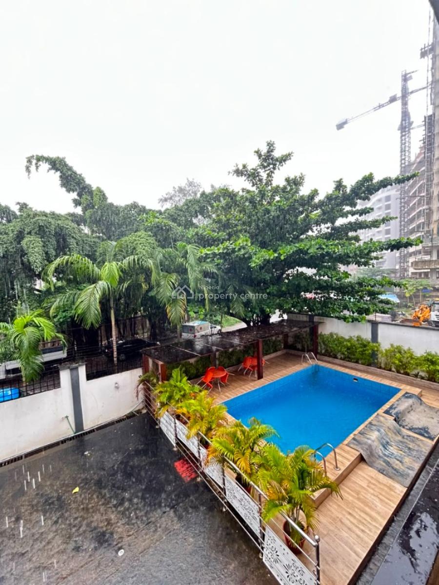 Beautiful 3 Bedroom Apartment with Bq and Swimming Pool, Victoria Island (vi), Lagos, Flat / Apartment for Rent