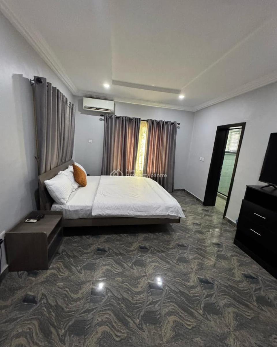 Beautifully Furnished Luxury 3bedrooms Apartment with Pool, Ikate Lekki, Lekki, Lagos, Flat / Apartment for Rent