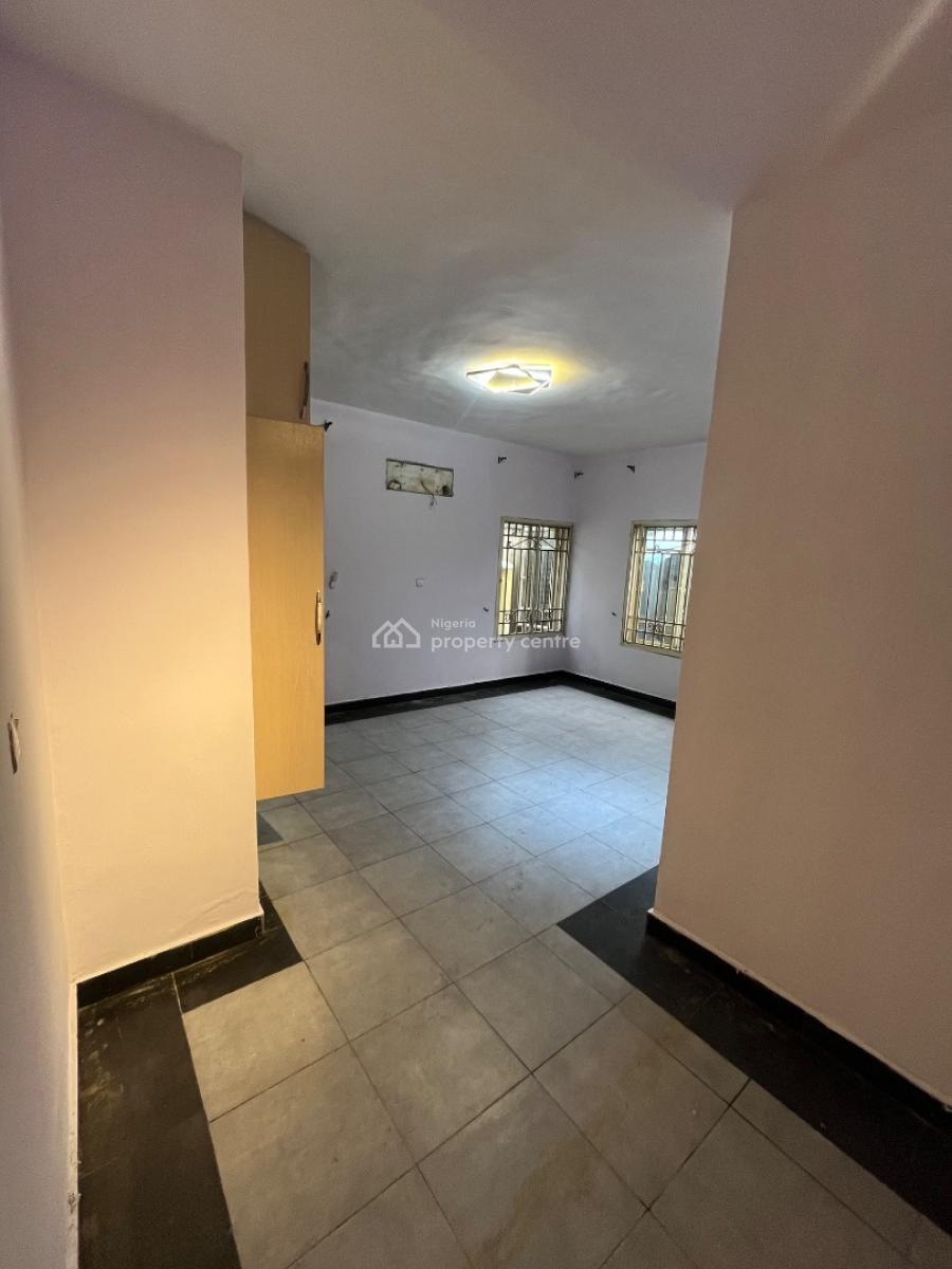 Ground Floor 3 Bedroom Apartments in a Secured Estate, Lekki Right, Lekki Phase 1, Lekki, Lagos, Flat / Apartment for Rent