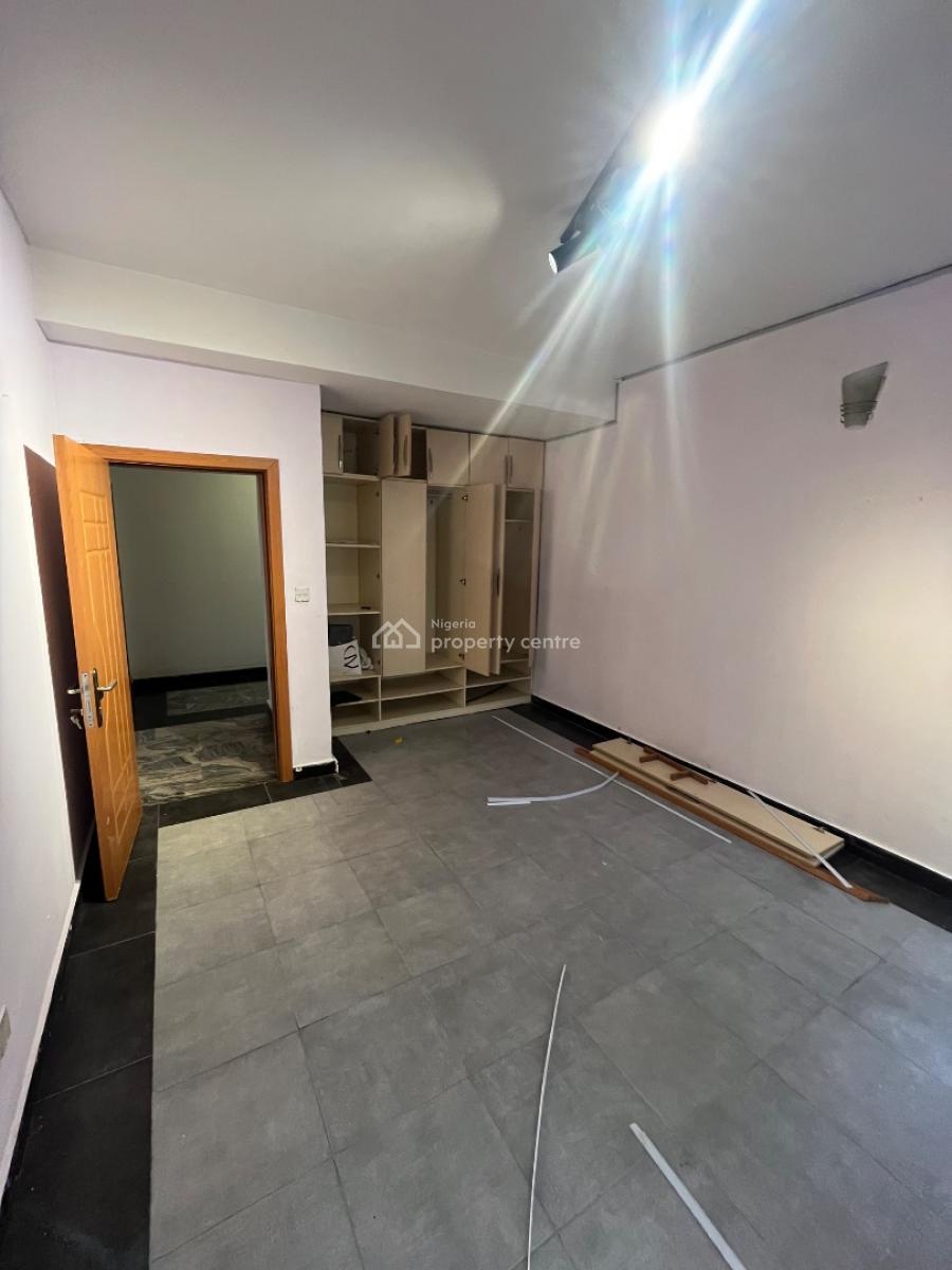 Ground Floor 3 Bedroom Apartments in a Secured Estate, Lekki Right, Lekki Phase 1, Lekki, Lagos, Flat / Apartment for Rent