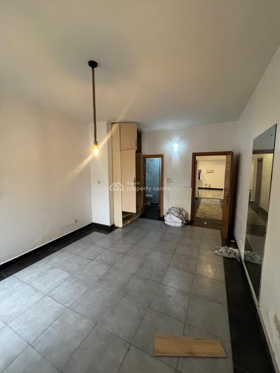 Ground Floor 3 Bedroom Apartments in a Secured Estate, Lekki Right, Lekki Phase 1, Lekki, Lagos, Flat / Apartment for Rent
