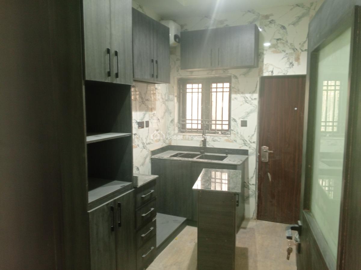 Newly-built 2 Bedroom Flat, Fo1, Fo1 Layout, Kubwa, Abuja, Flat / Apartment for Rent