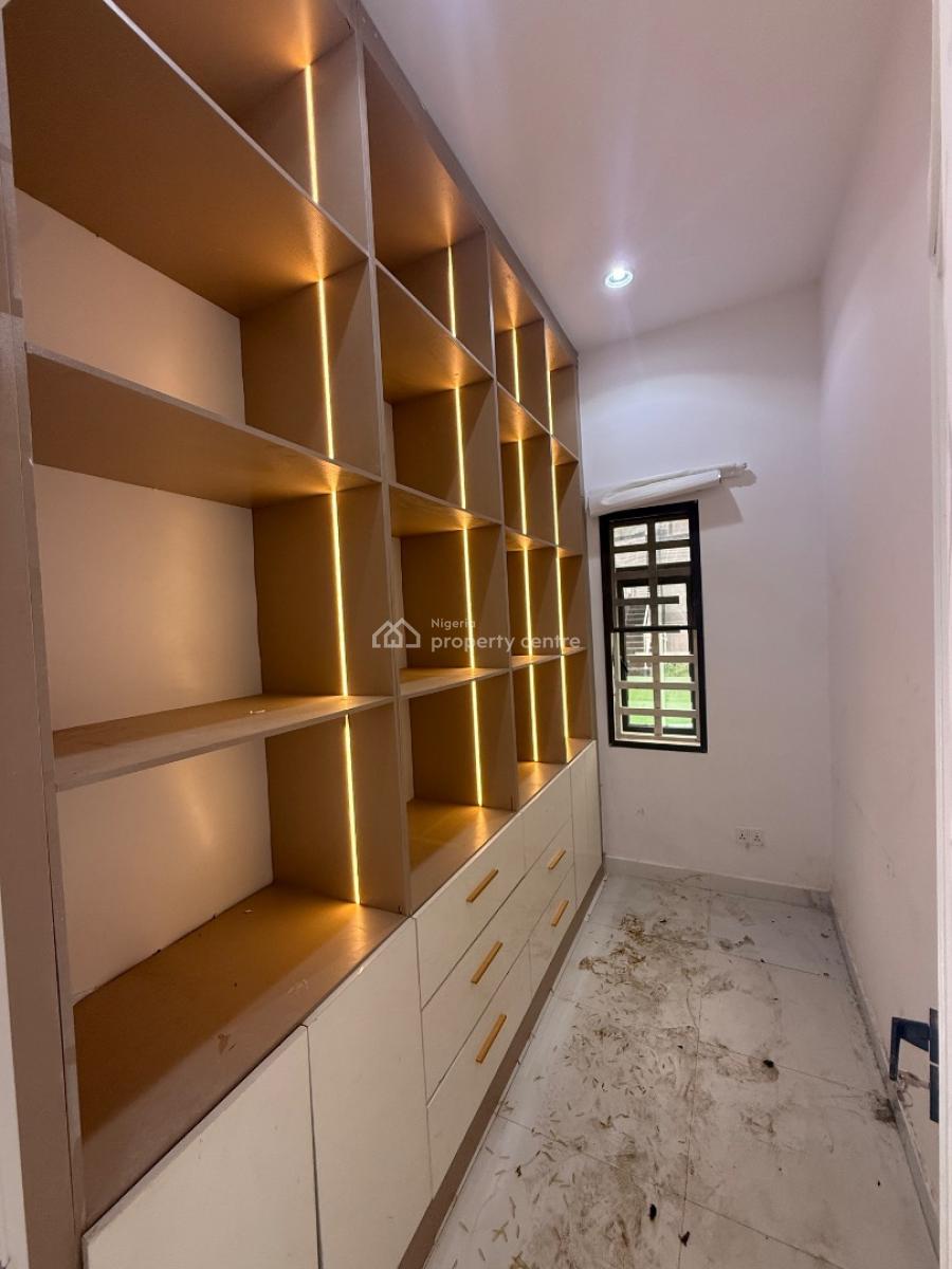 Standard and Tastefully Finished 6bedroom Fully Detached Duplex with 2, Guzape, Guzape District, Abuja, Detached Duplex for Sale