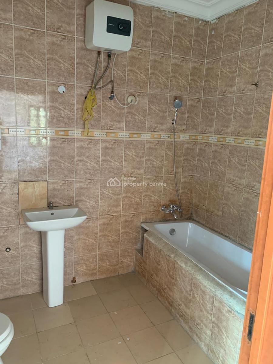 Well Maintained Spacious 4 Bedroom Semi Detached Duplex, Chevy View Estate Chevron Lekki, Lekki, Lagos, House for Rent
