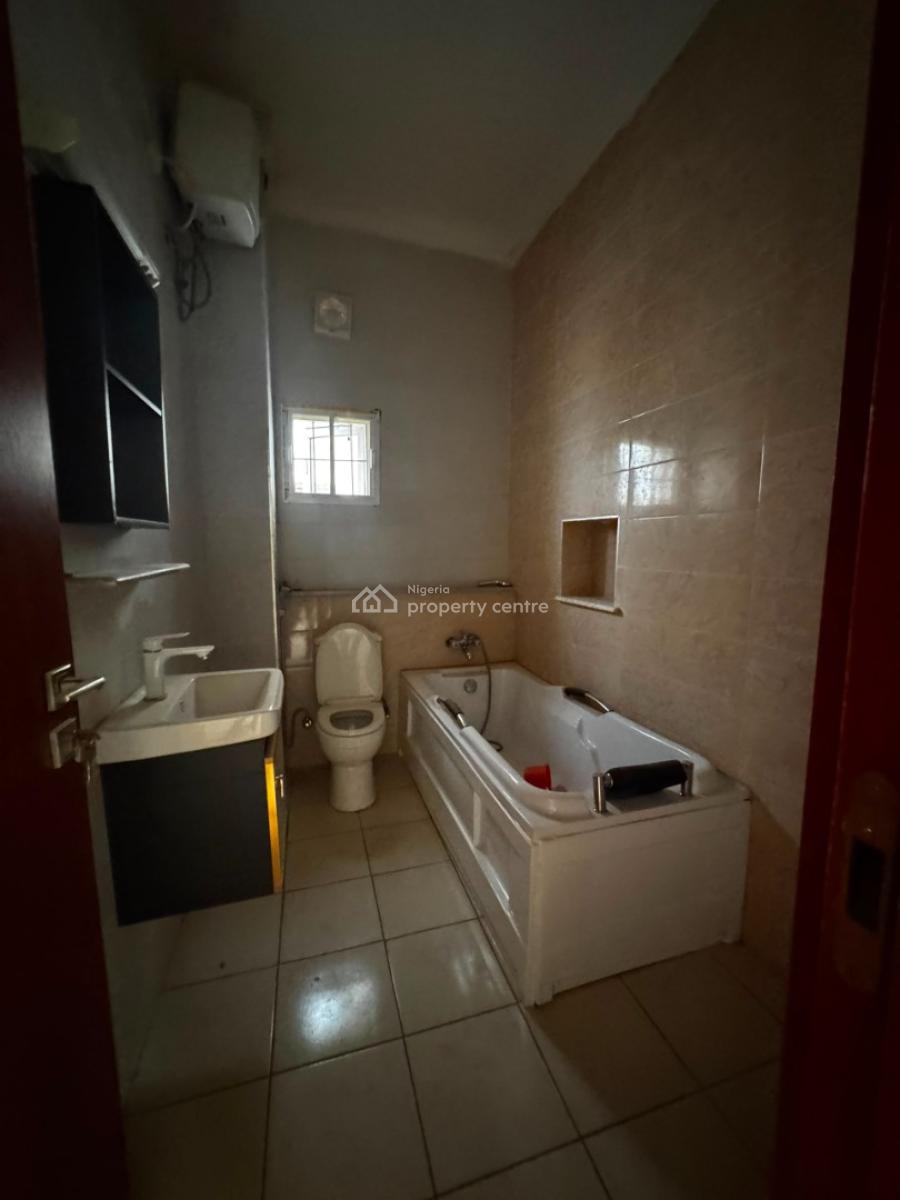 Fully Serviced 3 Bedroom Flat, in The Heart of Katampe, Katampe Extension, Katampe, Abuja, Flat / Apartment for Rent
