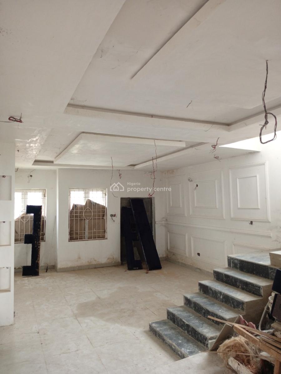 Conner Piece 4bedroom Terrace Duplex at River Park, Cluster5 River Park Estate, Lugbe District, Abuja, Terraced Duplex for Sale