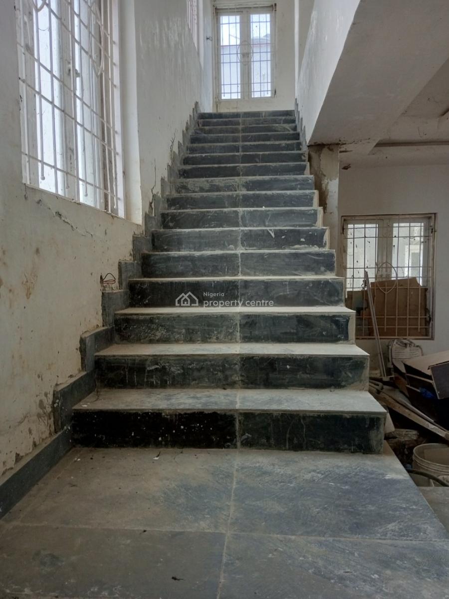 Conner Piece 4bedroom Terrace Duplex at River Park, Cluster5 River Park Estate, Lugbe District, Abuja, Terraced Duplex for Sale