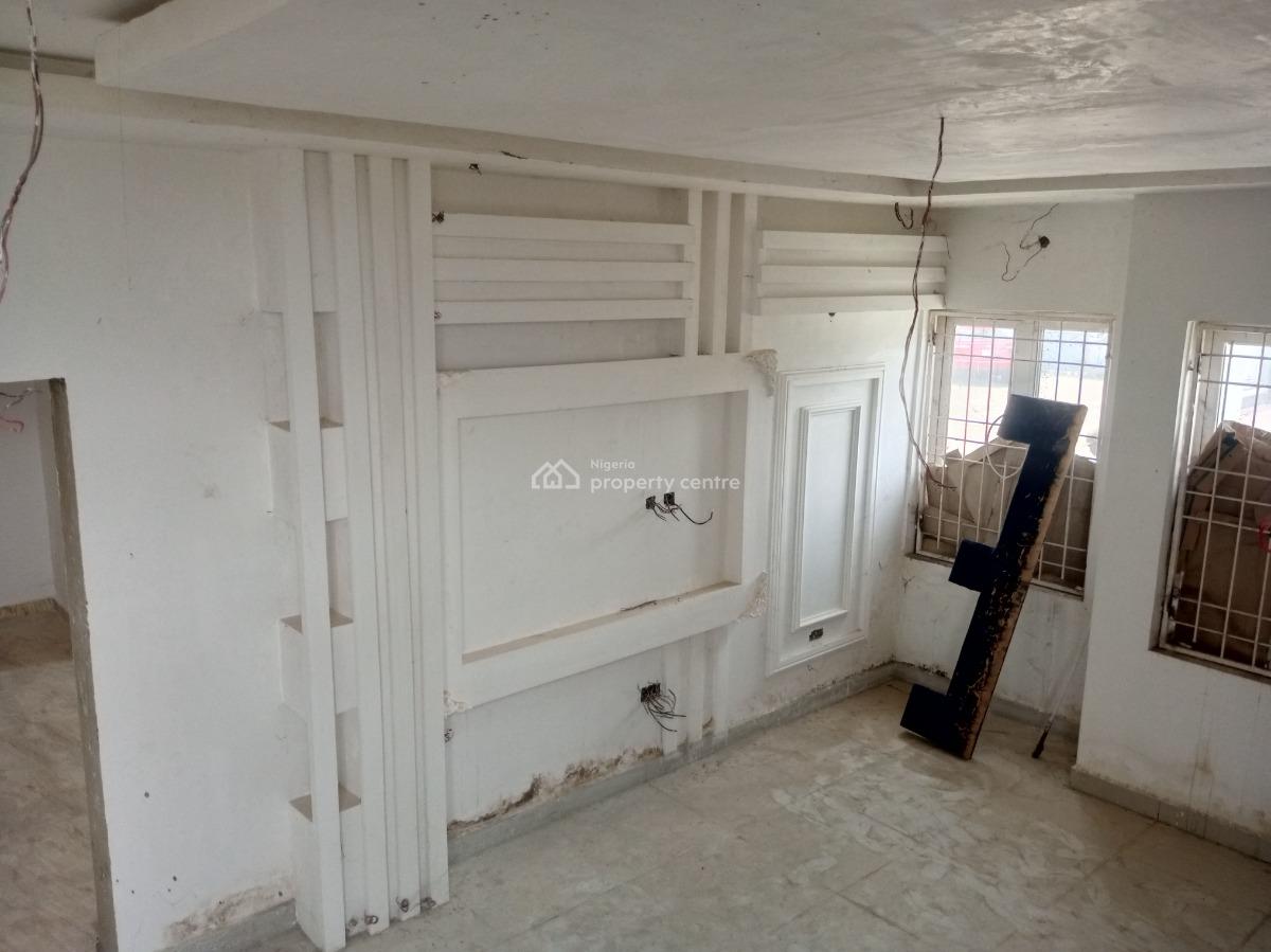 Conner Piece 4bedroom Terrace Duplex at River Park, Cluster5 River Park Estate, Lugbe District, Abuja, Terraced Duplex for Sale