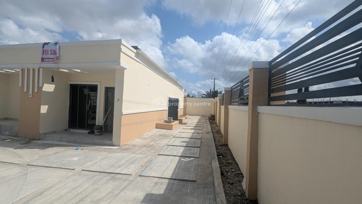 3 Bedroom Bungalow, Abraham Adesanya Estate Ajah, Ajah, Lagos, Semi-detached Bungalow for Sale