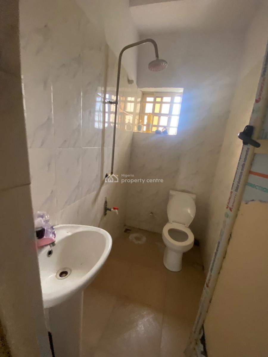 Sharp and Spacious 2 Bedroom Apartment Upstairs, Sangotedo Ajah Lekk Lagos, Sangotedo, Ajah, Lagos, Flat / Apartment for Rent