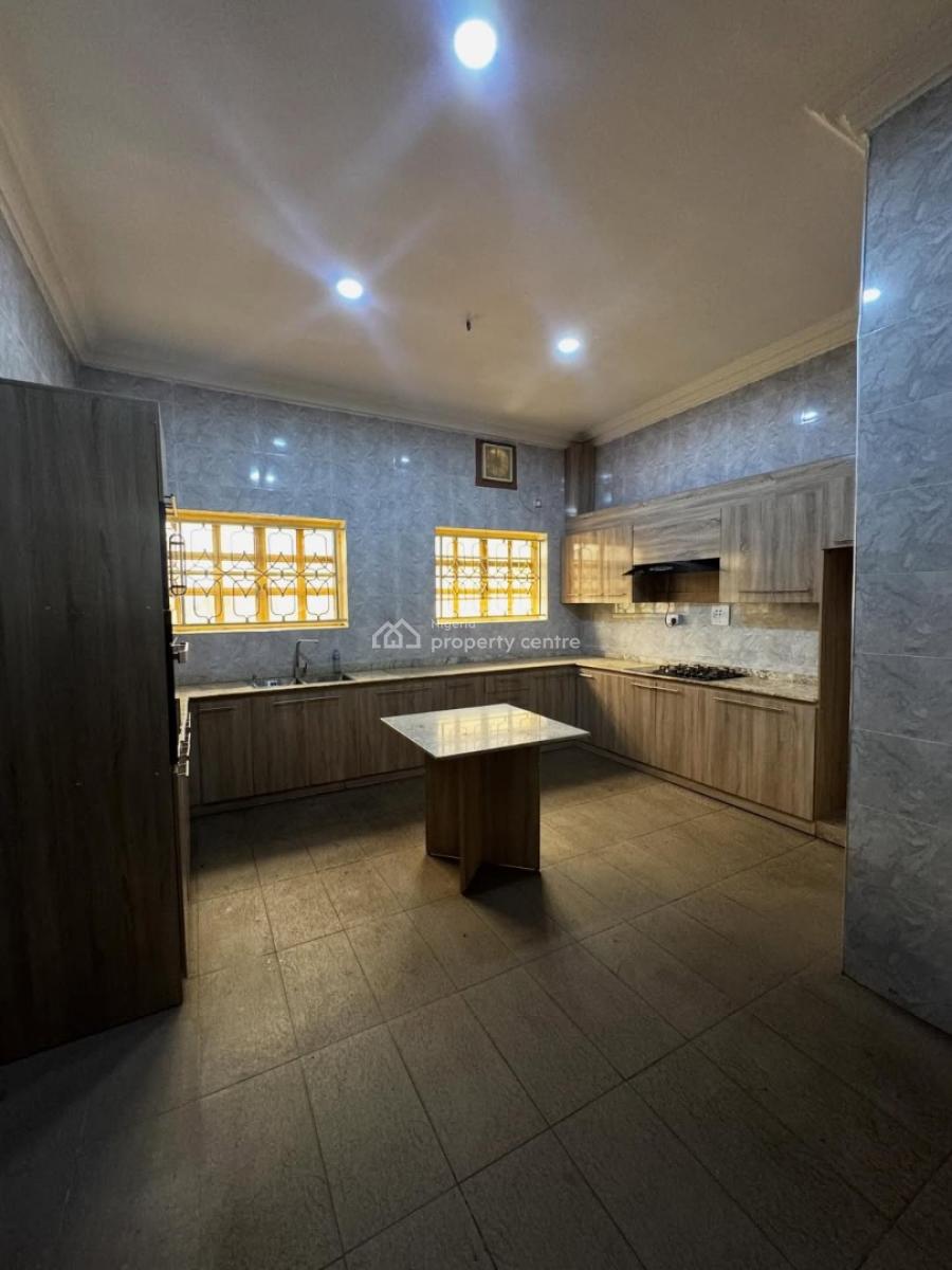 Luxury Serviced 4-bedroom Flat with Bq, 24hrs Power Supply, Swimming P, Maitama, Maitama District, Abuja, Flat / Apartment for Rent