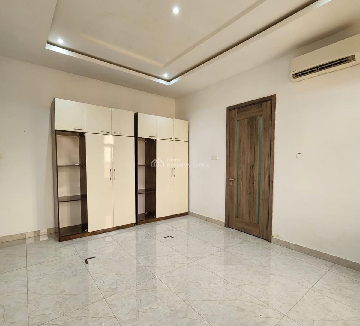 3 Bedroom Apartment in Lekki Phase 1, Lekki Phase 1, Lekki, Lagos, Flat / Apartment for Rent