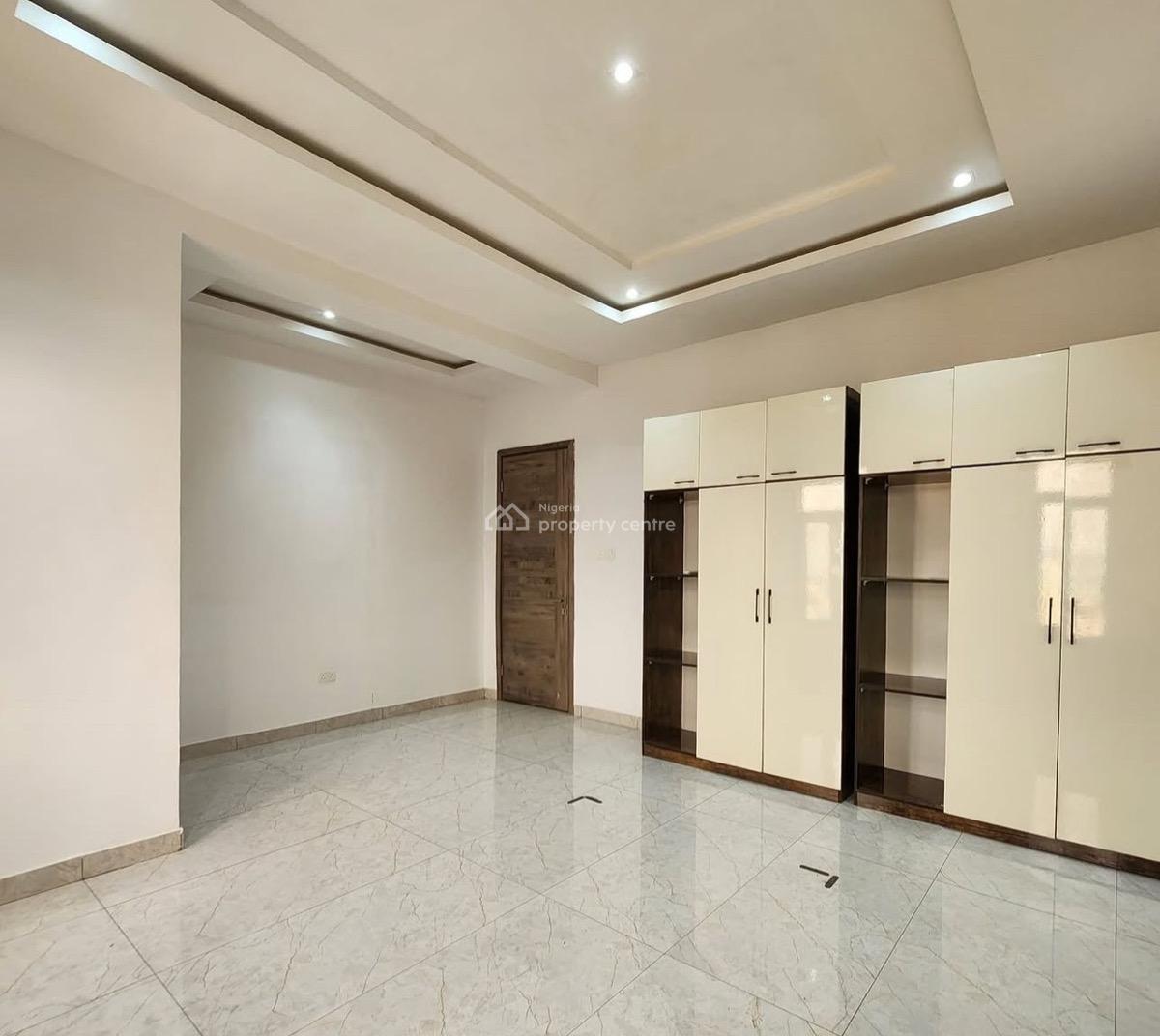 3 Bedroom Apartment in Lekki Phase 1, Lekki Phase 1, Lekki, Lagos, Flat / Apartment for Rent