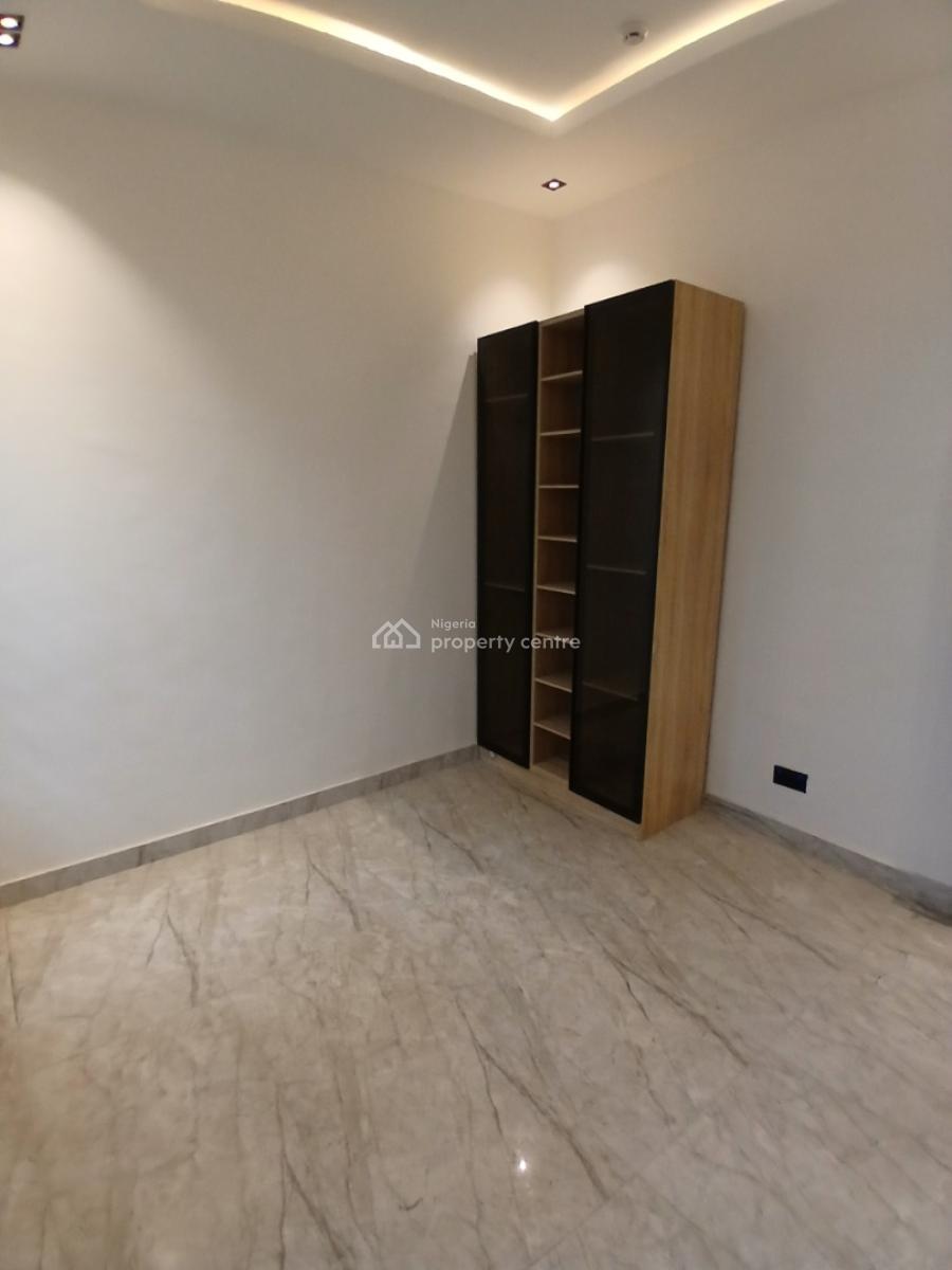 4, Lekki Phase 1, Lekki, Lagos, Terraced Duplex for Rent