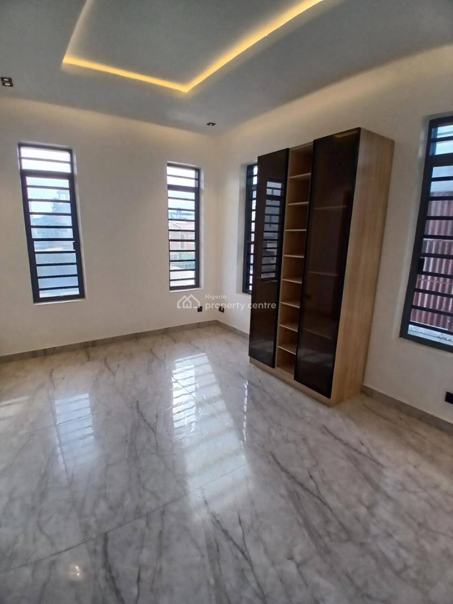 4, Lekki Phase 1, Lekki, Lagos, Terraced Duplex for Rent