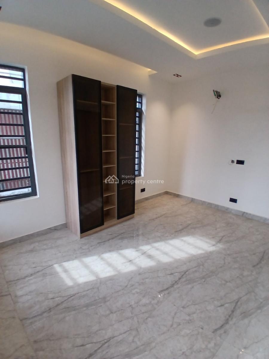 4, Lekki Phase 1, Lekki, Lagos, Terraced Duplex for Rent