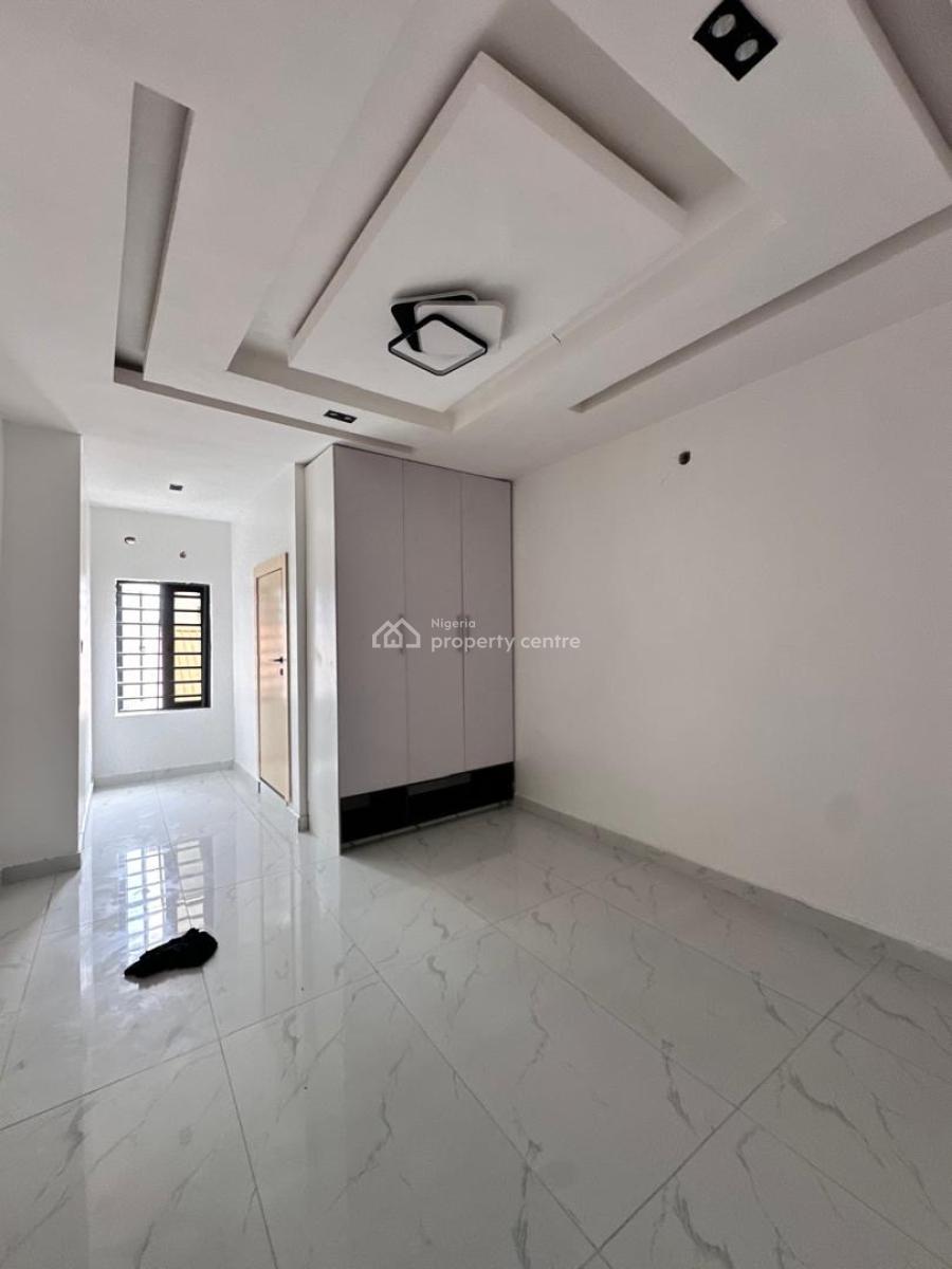 Exquisite 3 Bedroom Semi-detached House, Orchid Road, Lekki, Lagos, Semi-detached Duplex for Sale