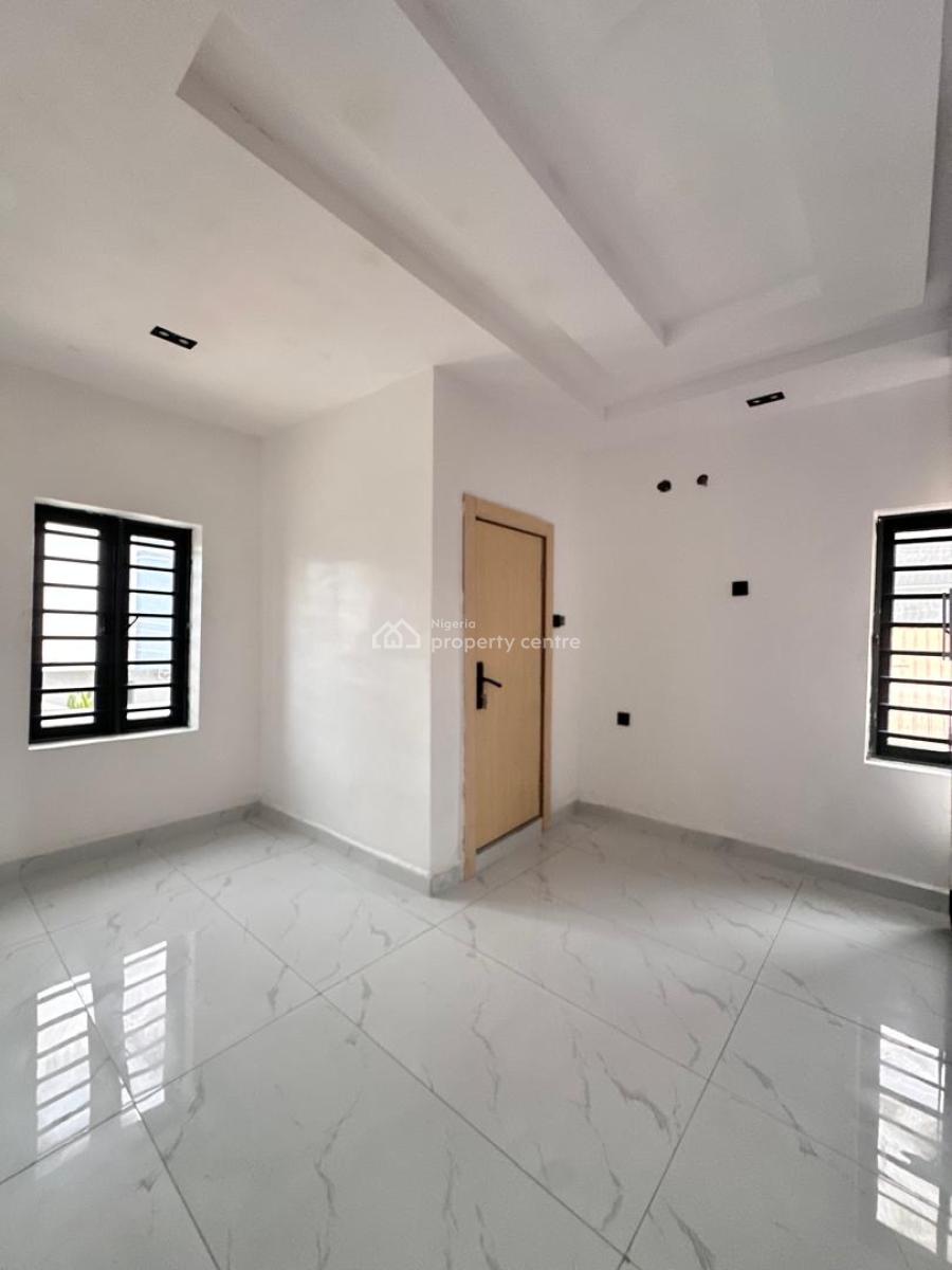 Exquisite 3 Bedroom Semi-detached House, Orchid Road, Lekki, Lagos, Semi-detached Duplex for Sale