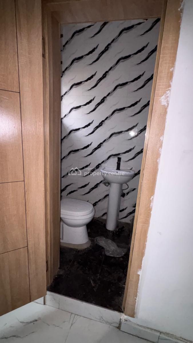 2 Bedroom Luxury Apartment, 41a Aggrey Road, Gra, Yaba, Lagos, Block of Flats for Sale