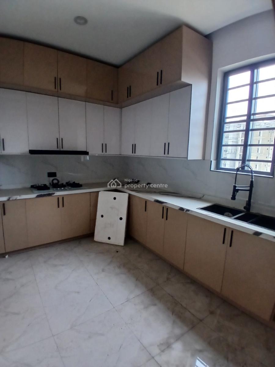 2, Lekki Phase 1, Lekki, Lagos, Flat / Apartment for Rent