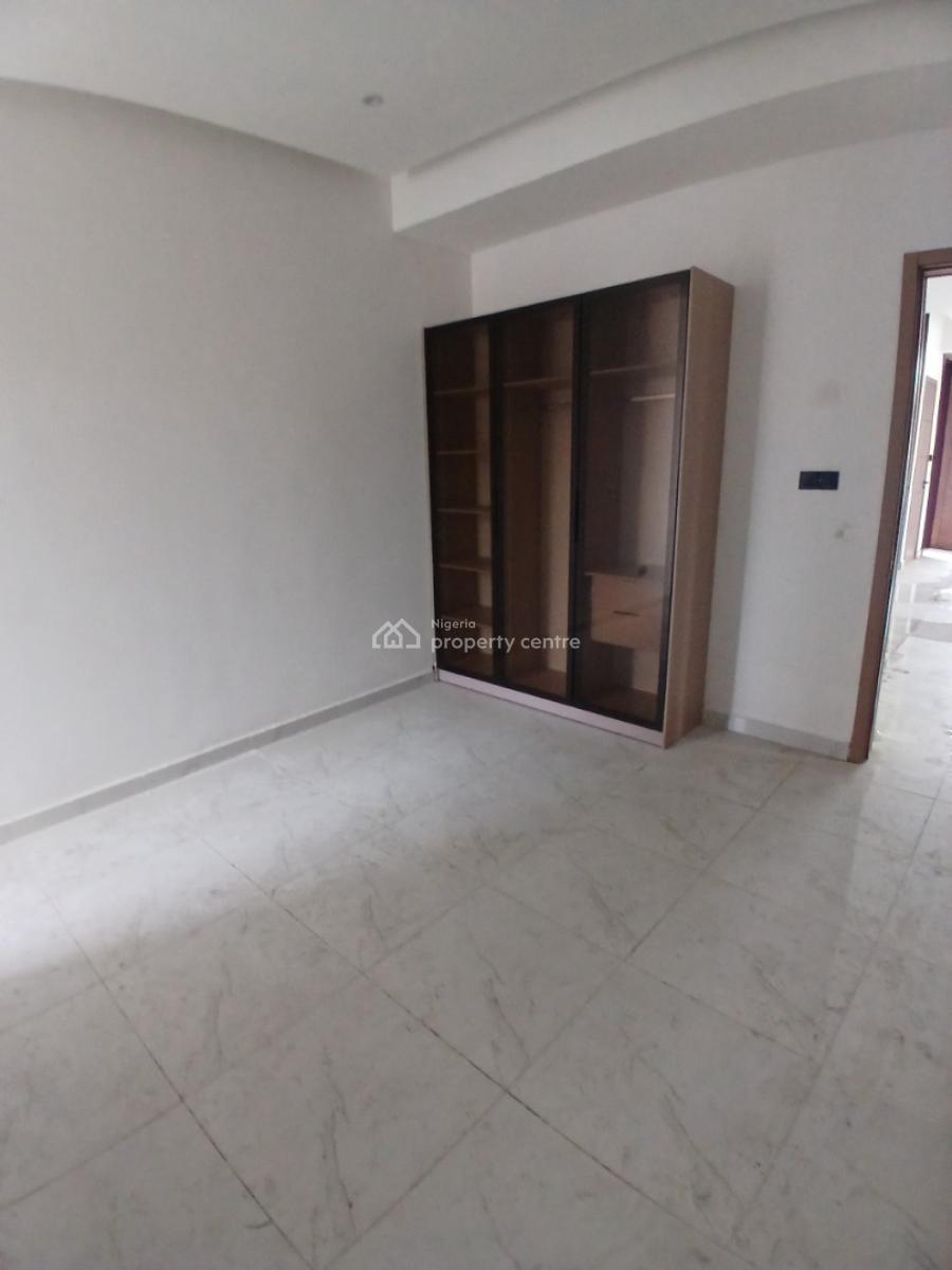 2, Lekki Phase 1, Lekki, Lagos, Flat / Apartment for Rent