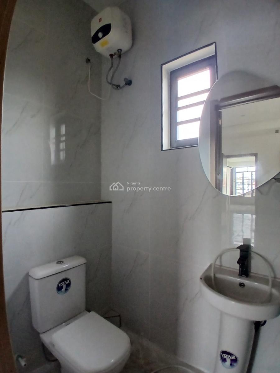 2, Lekki Phase 1, Lekki, Lagos, Flat / Apartment for Rent