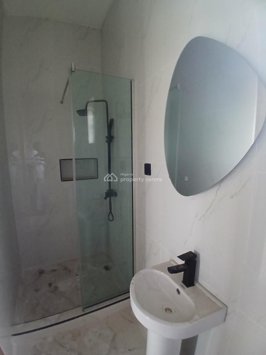2, Lekki Phase 1, Lekki, Lagos, Flat / Apartment for Rent