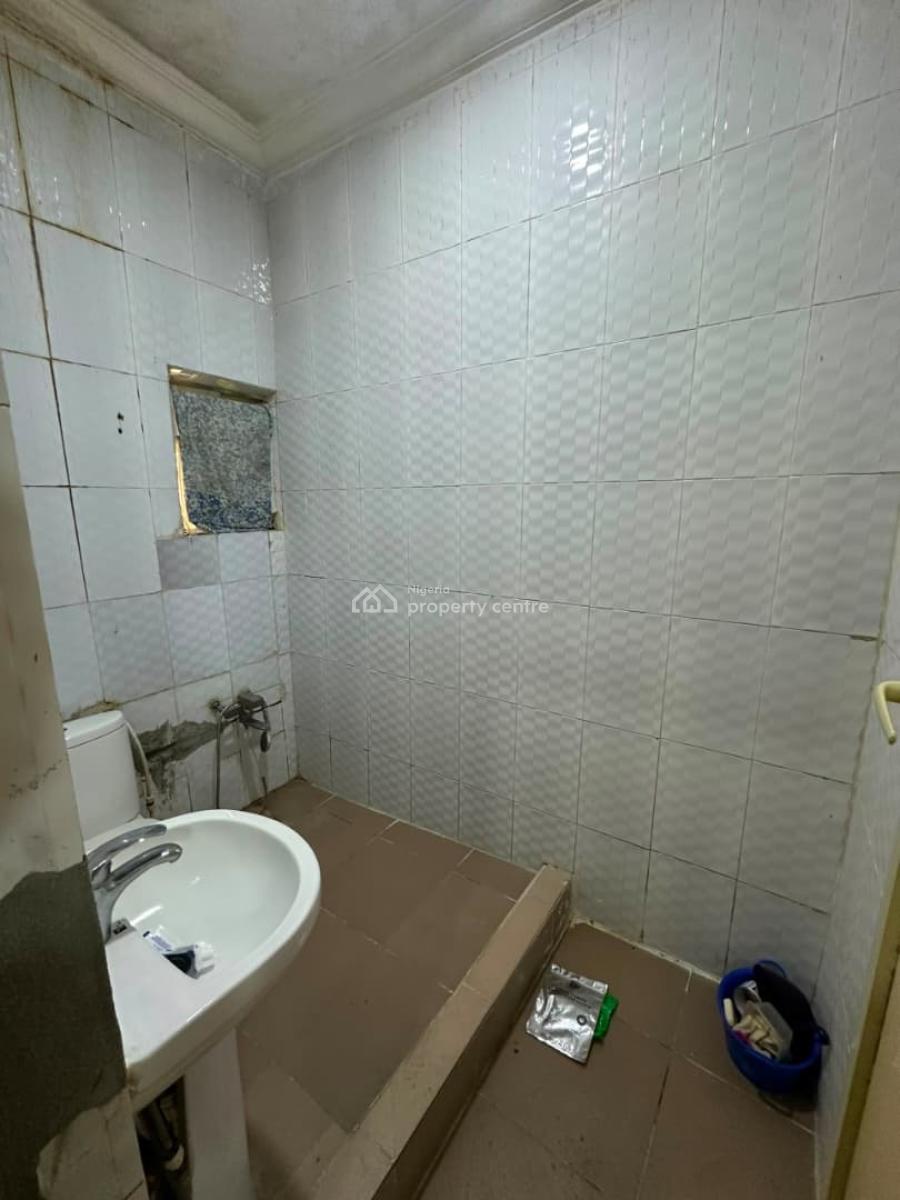 2 Bedroom Apartment, Ologolo, Lekki, Lagos, Flat / Apartment for Rent