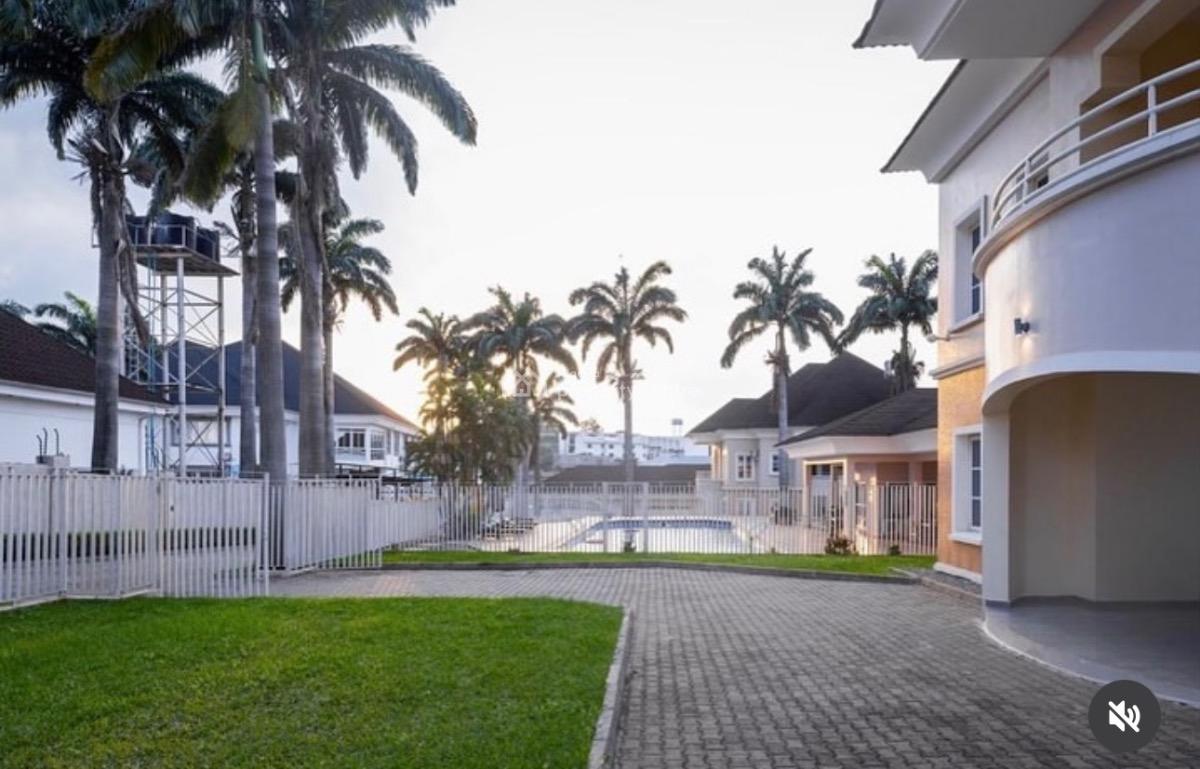 Exquisite 6 Bedrooms Apartments, Asokoro District, Abuja, Hotel / Guest House Short Let