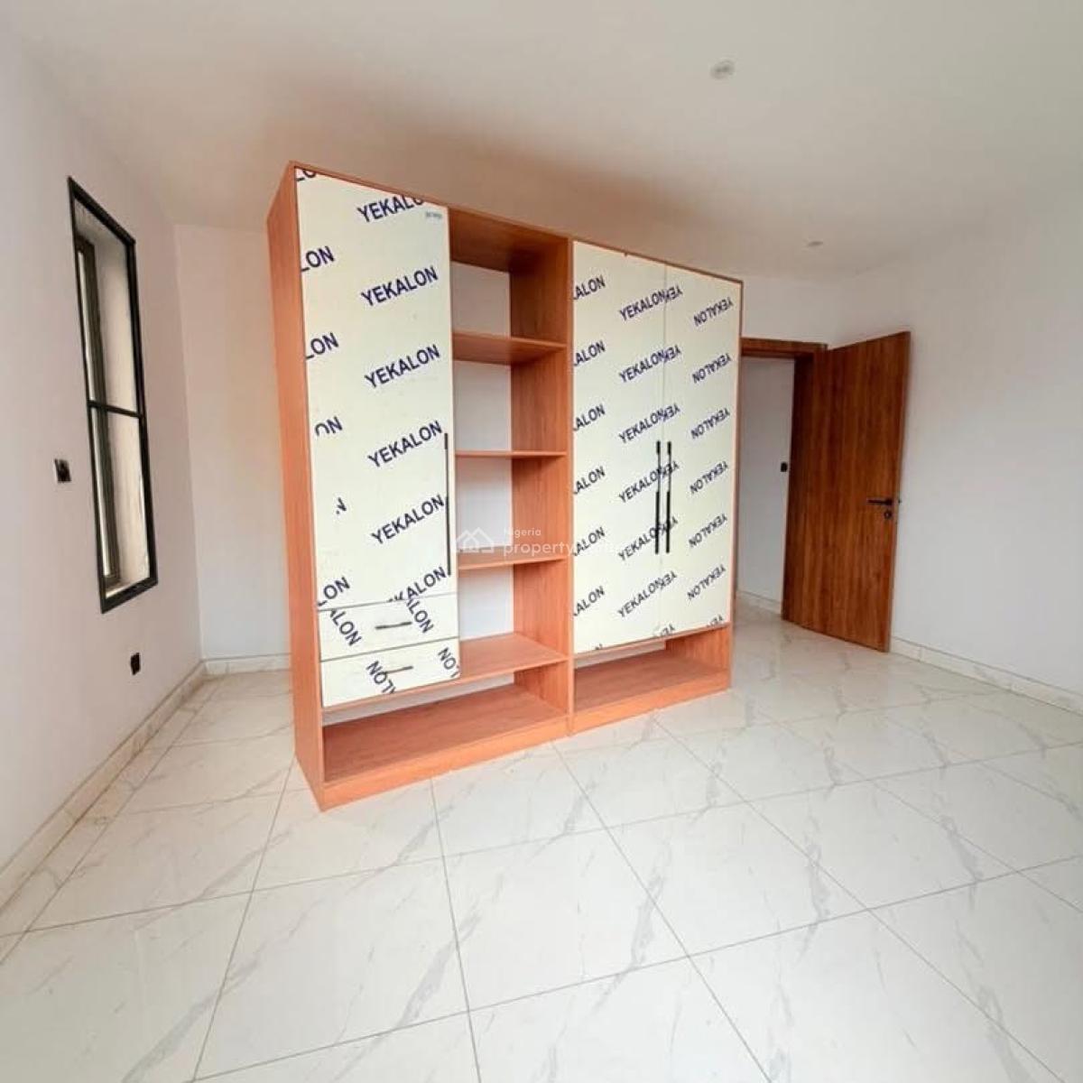 Nicely Built 3bedroom Apartment, Ikeja Gra, Ikeja, Lagos, Flat / Apartment for Sale