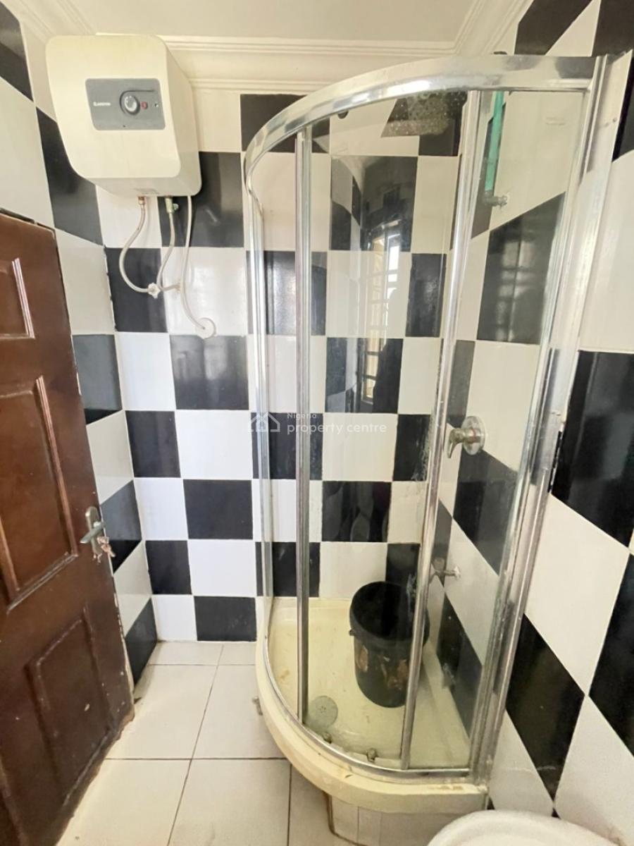 Large and Spacious 3 Bedrooms Shared Apartment, Off Lekki Conservation, Lekki, Lagos, Flat / Apartment for Rent