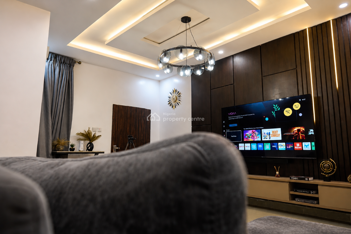 Exquisite 2-bedroom Apartment, Akinwunmi Ajibola Street, Gaduwa District, Abuja, Gaduwa, Abuja, Flat / Apartment Short Let