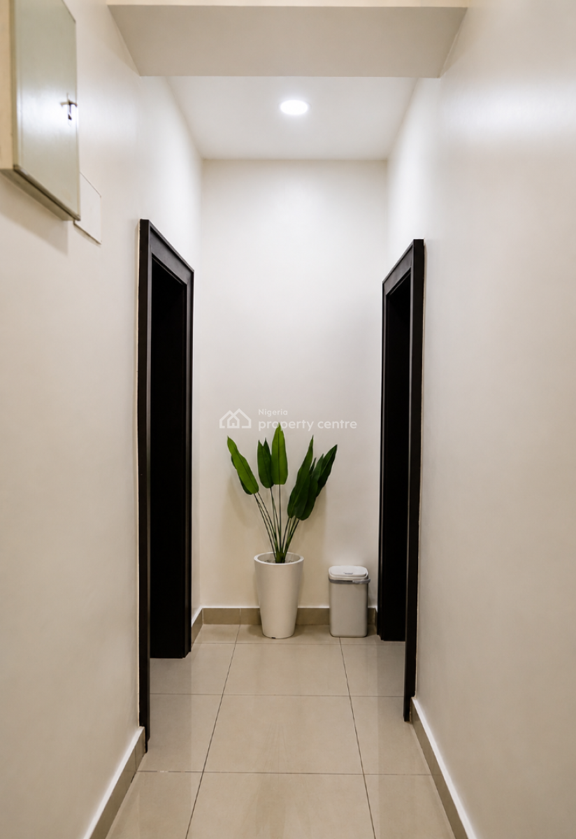 Exquisite 2-bedroom Apartment, Akinwunmi Ajibola Street, Gaduwa District, Abuja, Gaduwa, Abuja, Flat / Apartment Short Let
