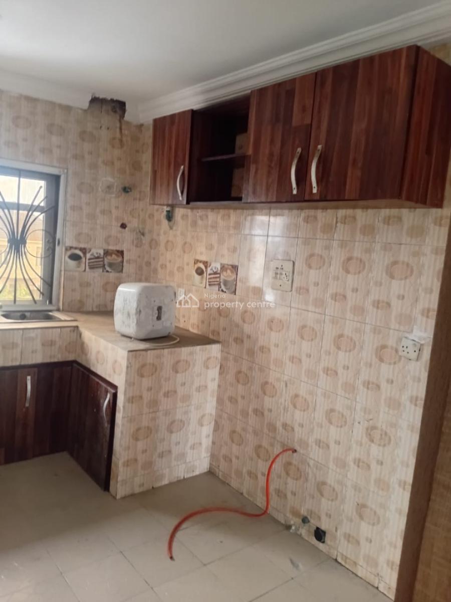 Luxury 3 Bedroom Apartment, Mobile Road, Ilaje, Ajah, Lagos, Flat / Apartment for Rent