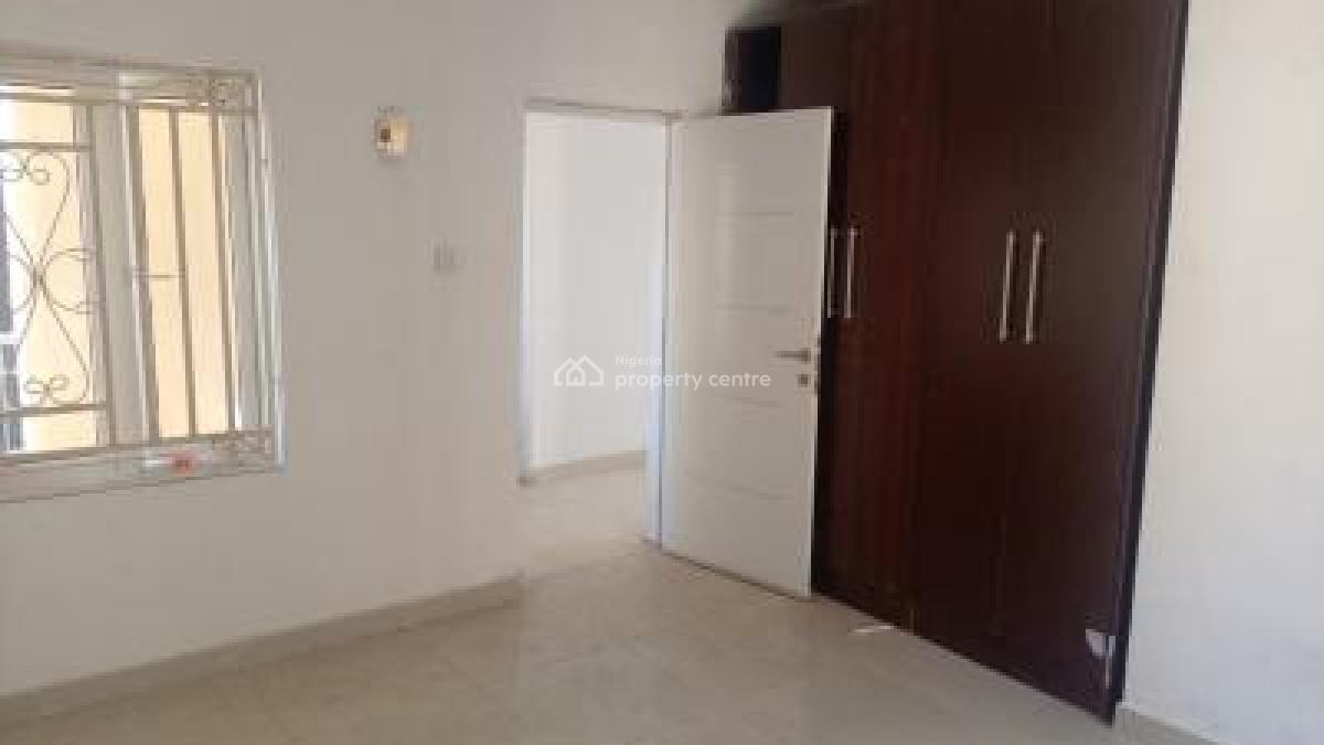 2-bedroom Apartment, Guzape District, Abuja, Flat / Apartment for Rent