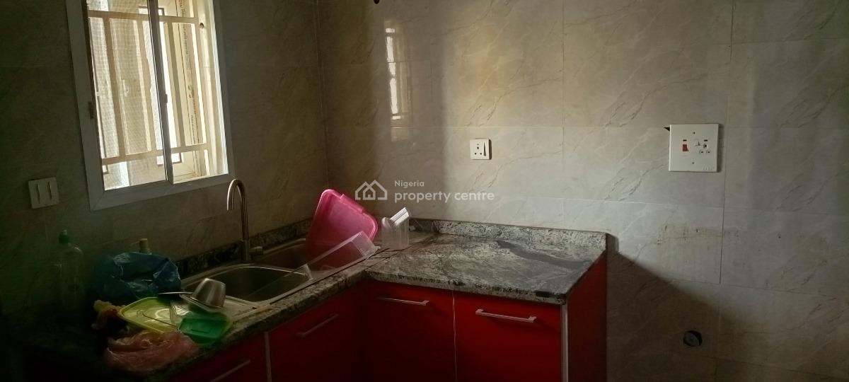 2-bedroom Apartment, Guzape District, Abuja, Flat / Apartment for Rent