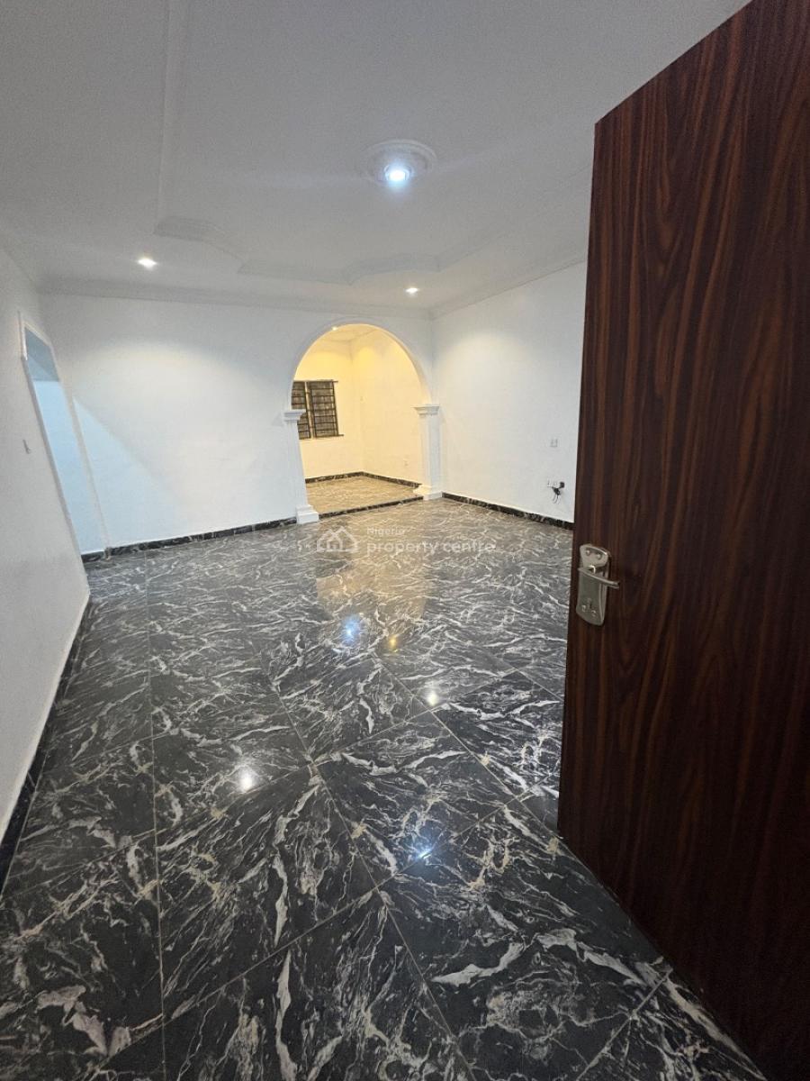 Standard 2-bedroom Bungalow, Von Axis, Lugbe District, Abuja, Semi-detached Bungalow for Rent