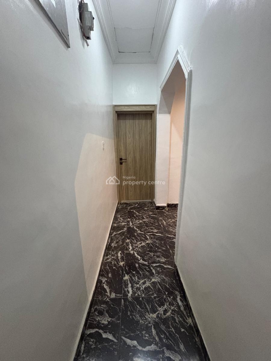Standard 2-bedroom Bungalow, Von Axis, Lugbe District, Abuja, Semi-detached Bungalow for Rent